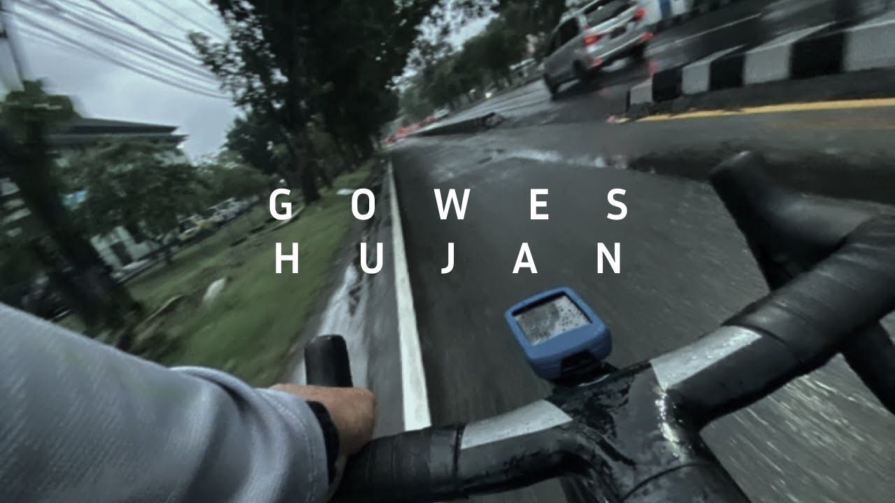 Gowes Saat Hujan di Jogja - Cycling In The Rain in Jogja