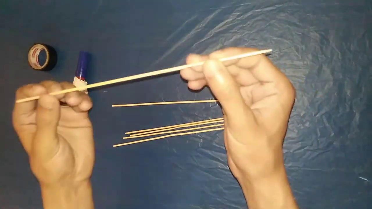 عملت اصغر طائره ورقيه بعصيان الشيش - اصغر طياره ورق في مصر - The Kite - اصغر طائره ورقيه في العالم