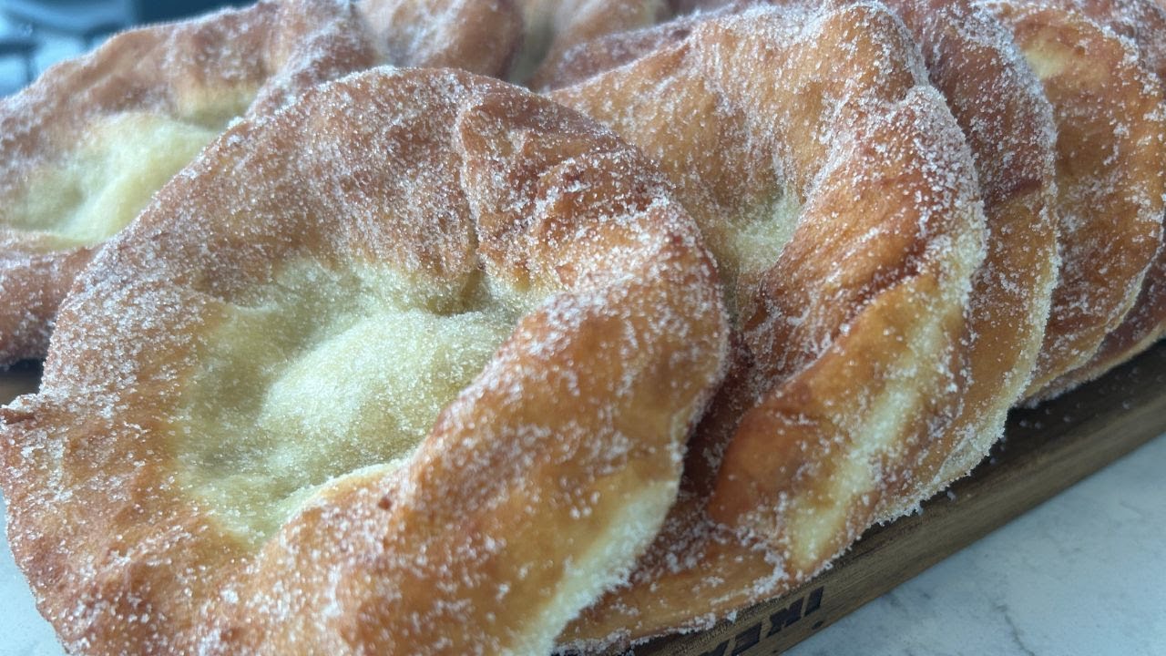 Receita grande para 50 a 65 Malassadas - Large Recipe for (50 to 65)  Malassadas - Portuguese Donuts