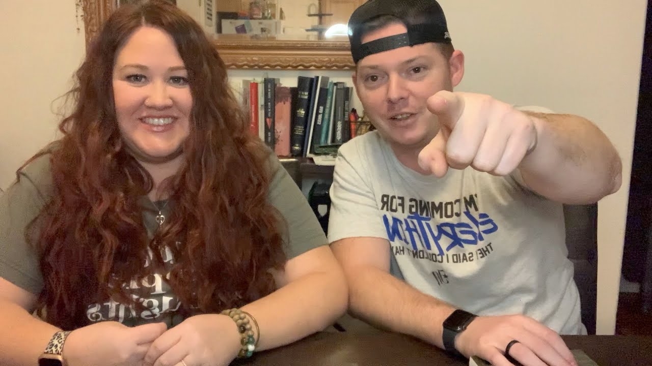 Top 5 Farming & Homesteading Documentaries + Our fave YouTubers & Current Reads