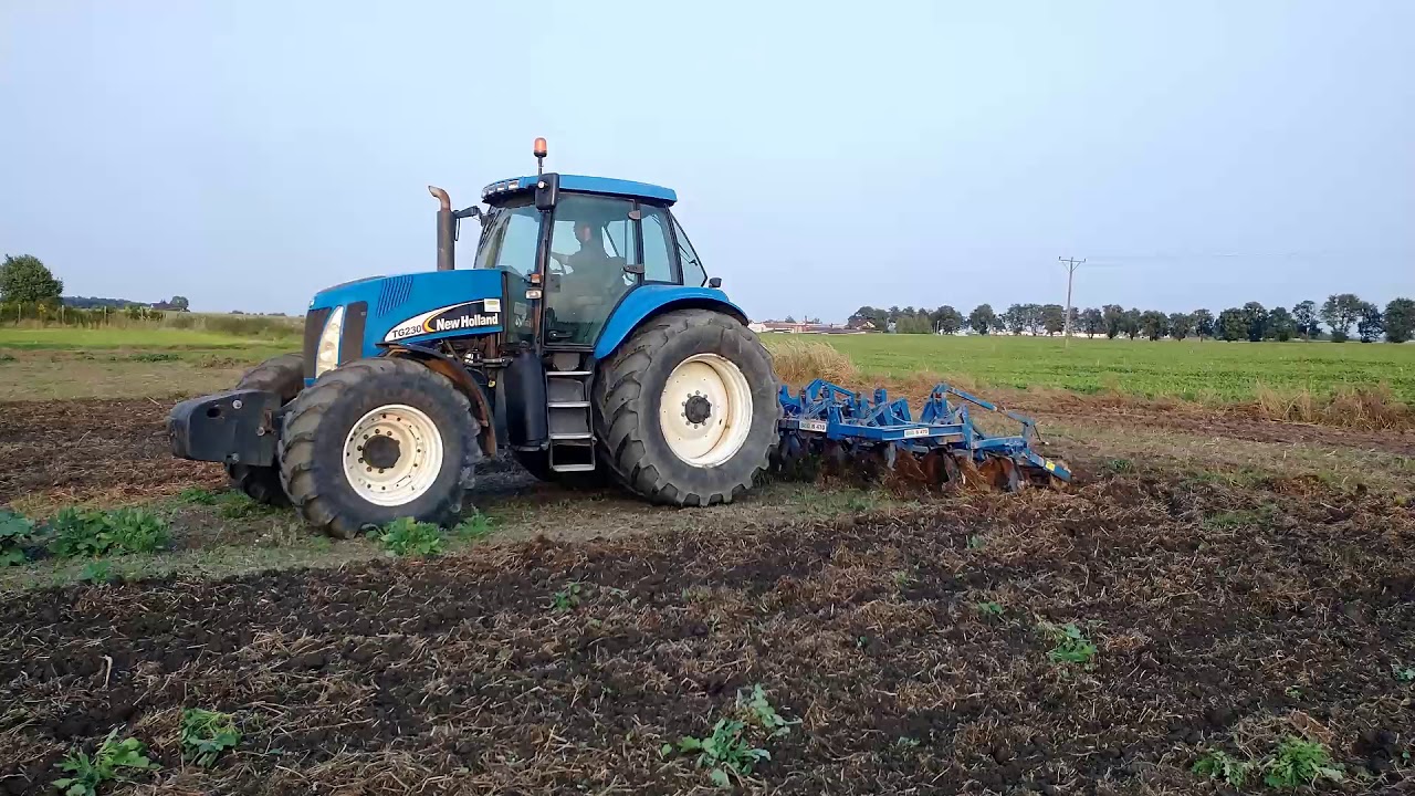 🔥Gruberowanie 2020!🔥 New Holland TG 230🚜 vs Gruber Rabewerk 4.7m! Dźwięk silnika!!!