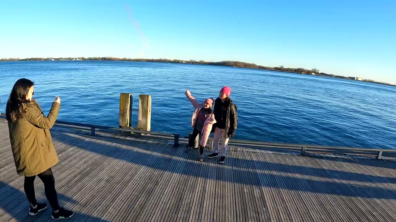 Discover the Waterfront Gem: Queens Quay Toronto Explorations!