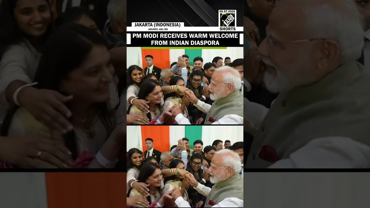 Prime Minister Narendra Modi receives warm welcome from Indian diaspora in Jakarta, Indonesia