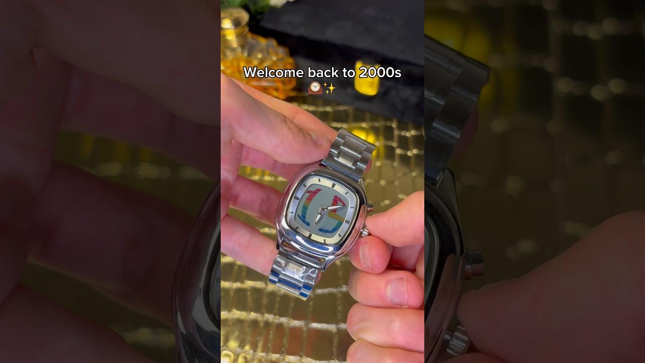 Welcome to 2000s 😊⌚️