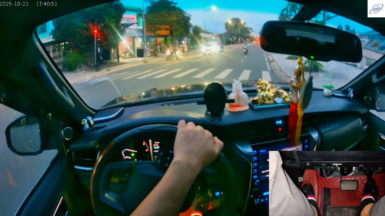 [POV] Driving the Toyota Fortuner Legender After Work | Daily Life in Vietnam