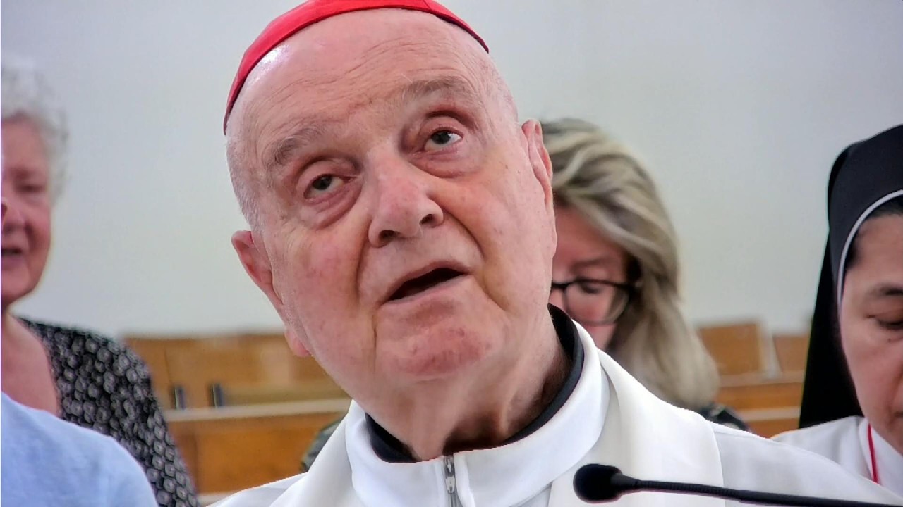 Santo Rosario - Misteri GLORIOSI - Card. Angelo Comastri