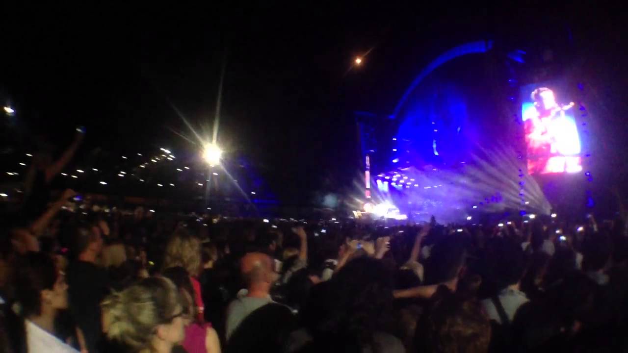 Robbie Williams - Angels (Live at Zagreb, Croatia)