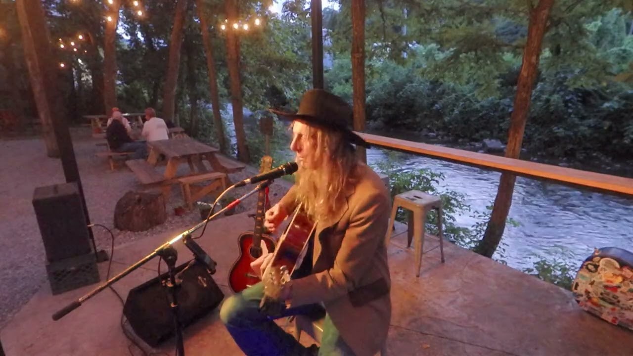 Sixteen Tons (Acoustic Cover) - Christopher M. Caruso 