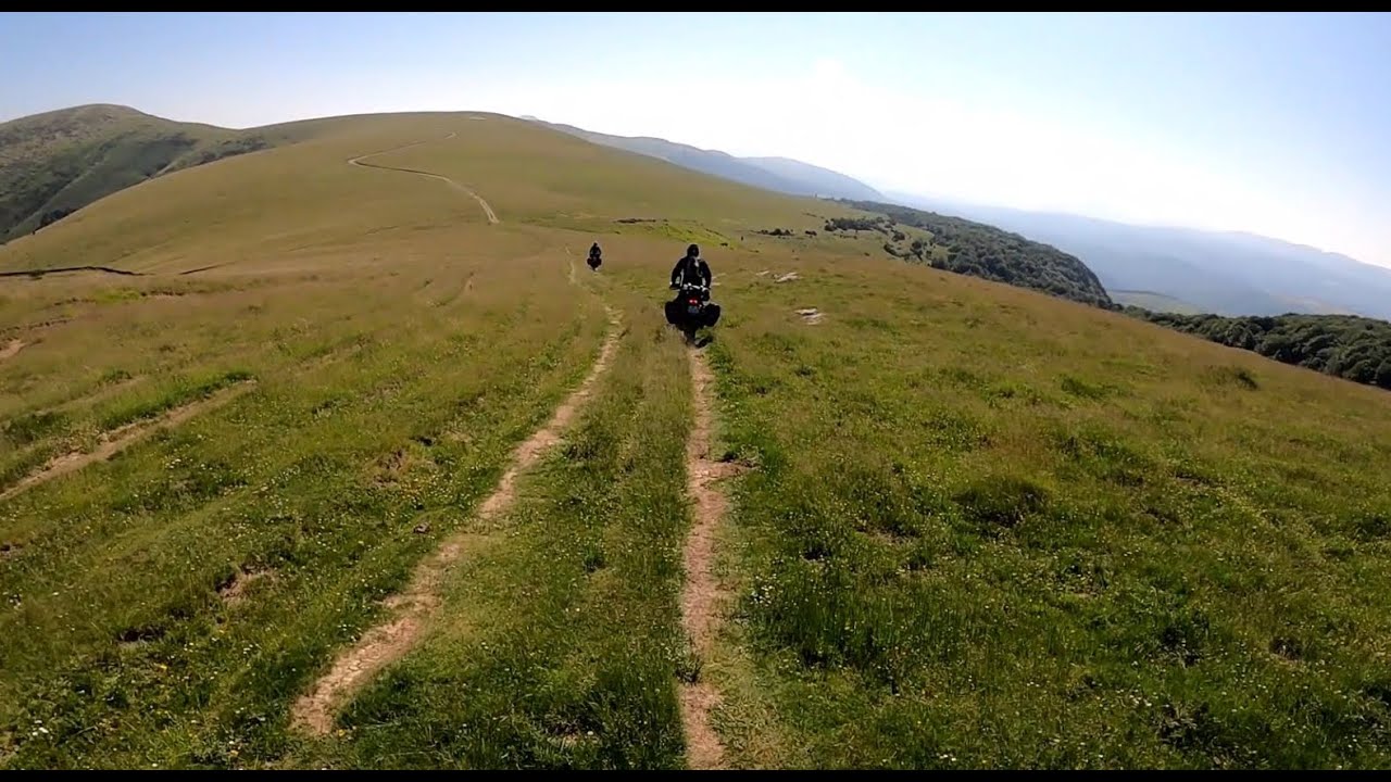 La Transpyrénéenne J2 - on rejoint la Province d'Huesca par le col de Roncevaux!
