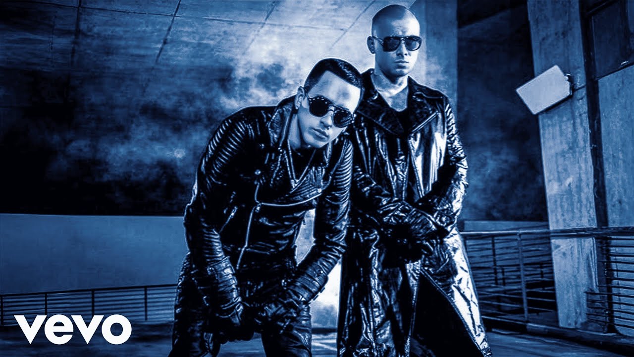 Wisin & Yandel - Me Estás Provocando (Video Oficial)