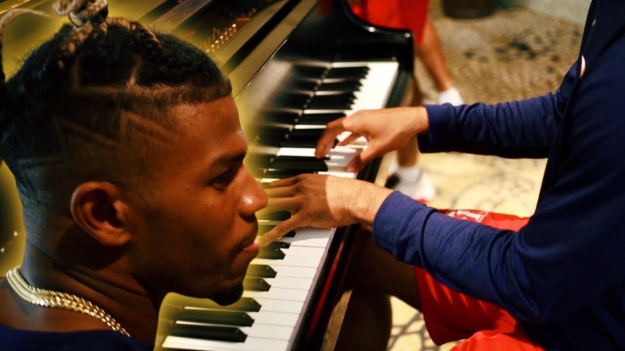 SHILO SANDERS IS A MUSIC PRODIGY! He Turned The Hotel Lobby Into A Concert!