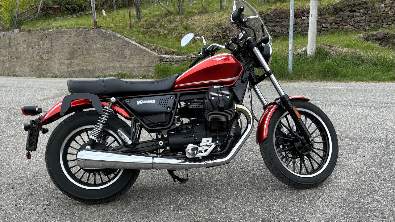 Moto Guzzi V9 roamer