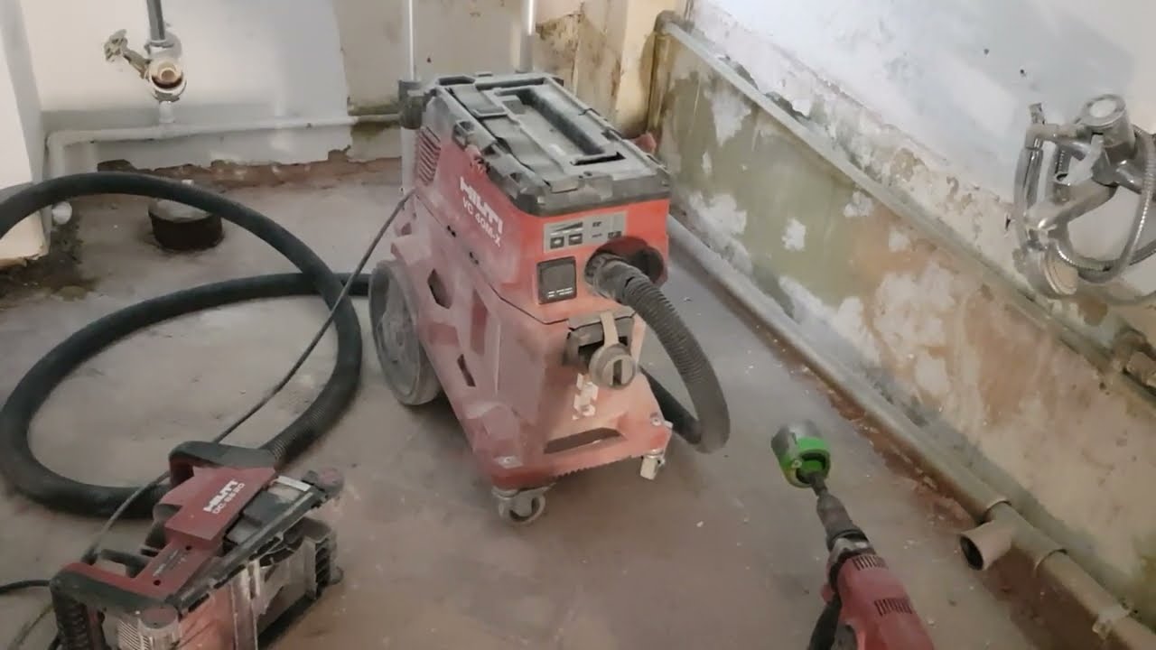 Un nou inceput, o noua lucrare....dupa  ,,bombardamentele” din apartament