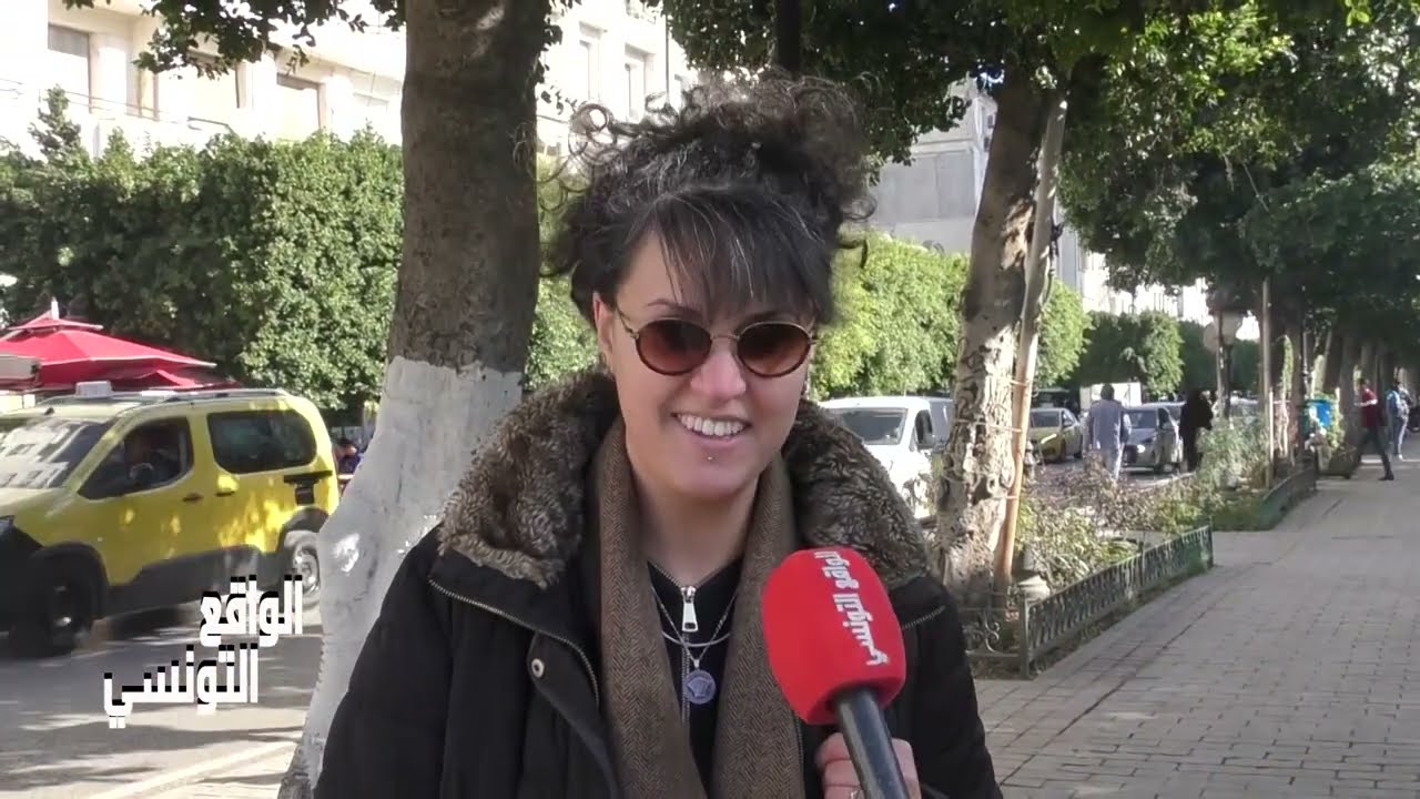 عرفي في الخدمة يتحر_ش بيا و قلي نرقيك في الخدمة كان تسمع كلامي 