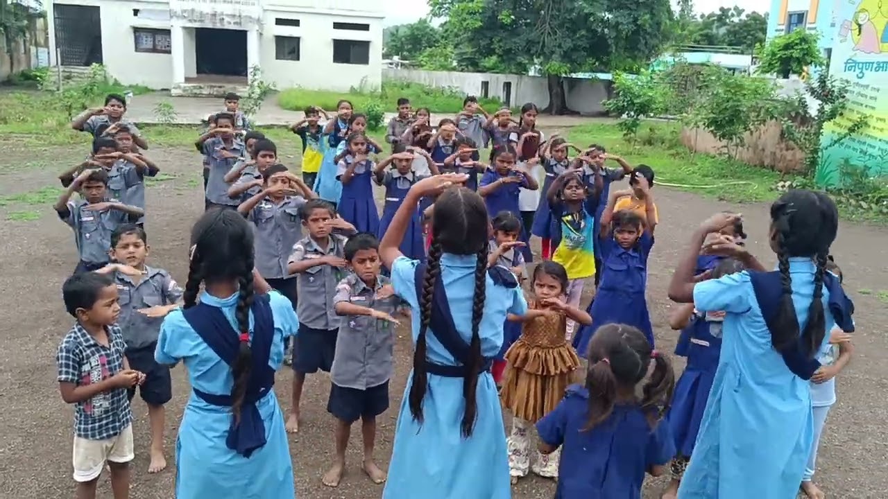 स्वर्गात आकाशगंगा 💗🧿 #schollbeautifullife #dance #song #school #viral #schoollife #मराठी #marathi 
