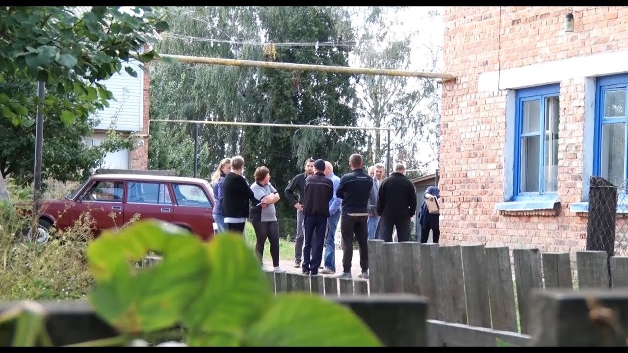 У Черняхові людей виселяють з гуртожитку