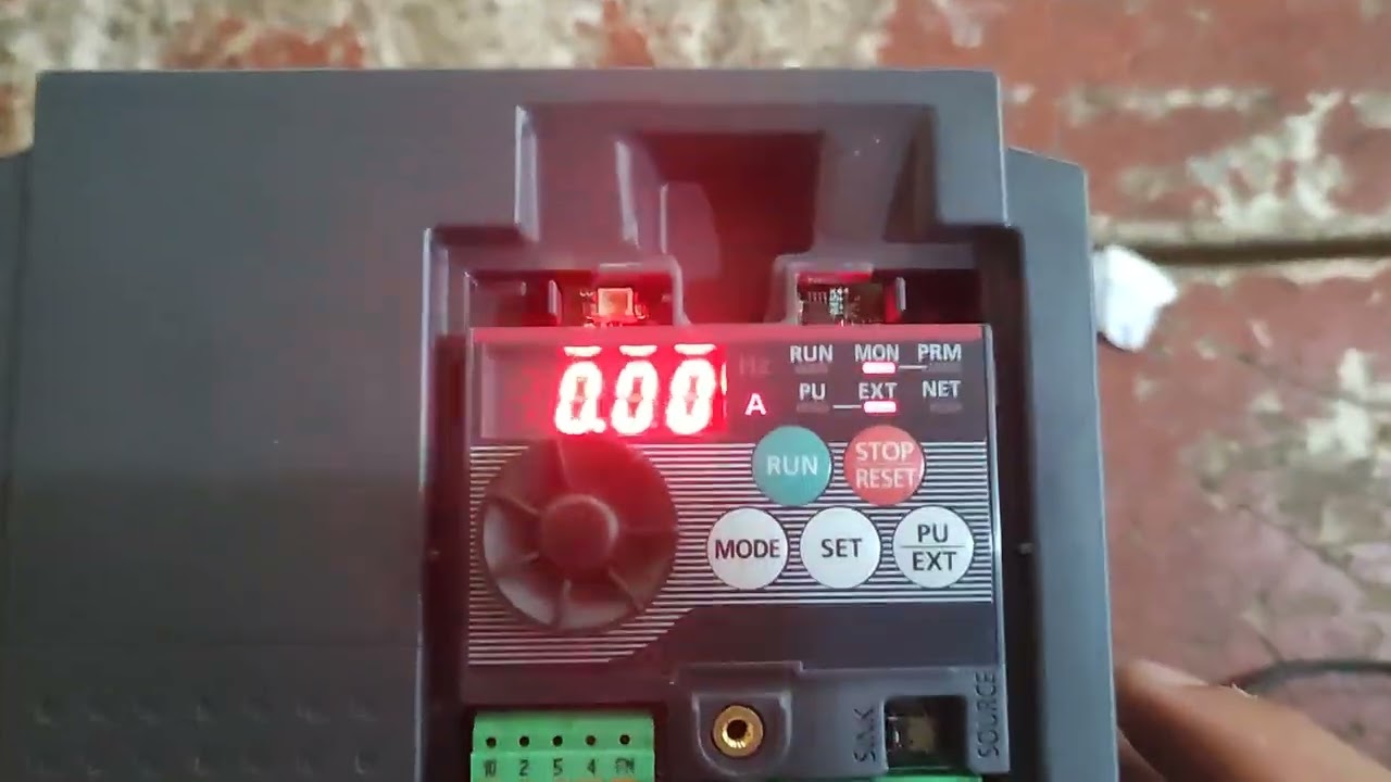 PENGOPERASIAN SINGKAT INVERTER MITSUBISHI FR D720 S.S || Bahasa Indonesia