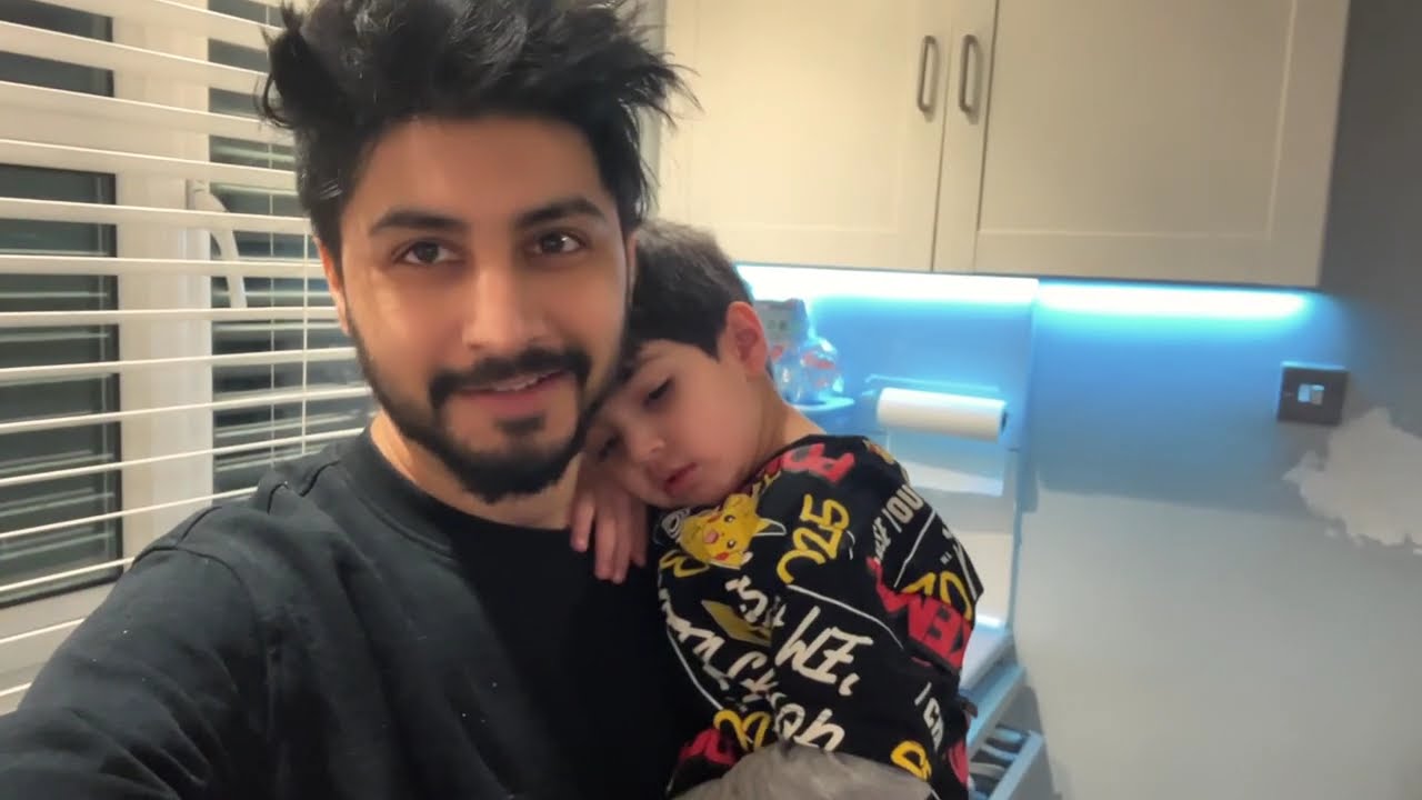 New year Celebrations with Friends. Made New Friends. UK Vlogs