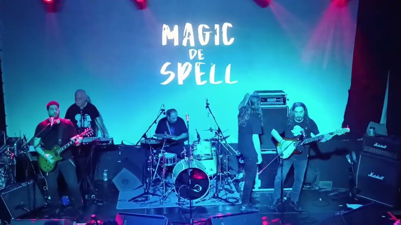 Magic De Spell - Πρόγονε Πίθηκε, Εσύ Τι Λες; (live)
