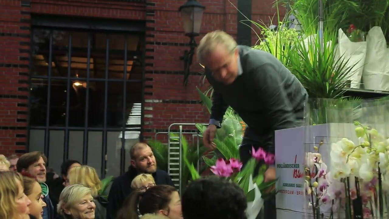 Blumenhändler auf dem Hamburger Fischmarkt