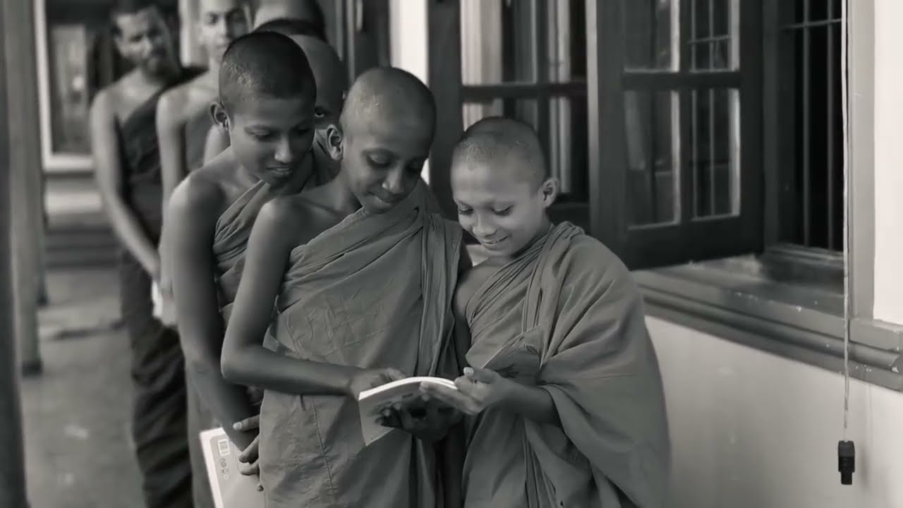 දම්රුවන් අභිනන්දන හරසර  😍✨50 වන සංවත්සර ගීතය මෙලෙස අද දින දිග හැරුන වගයි ...... 