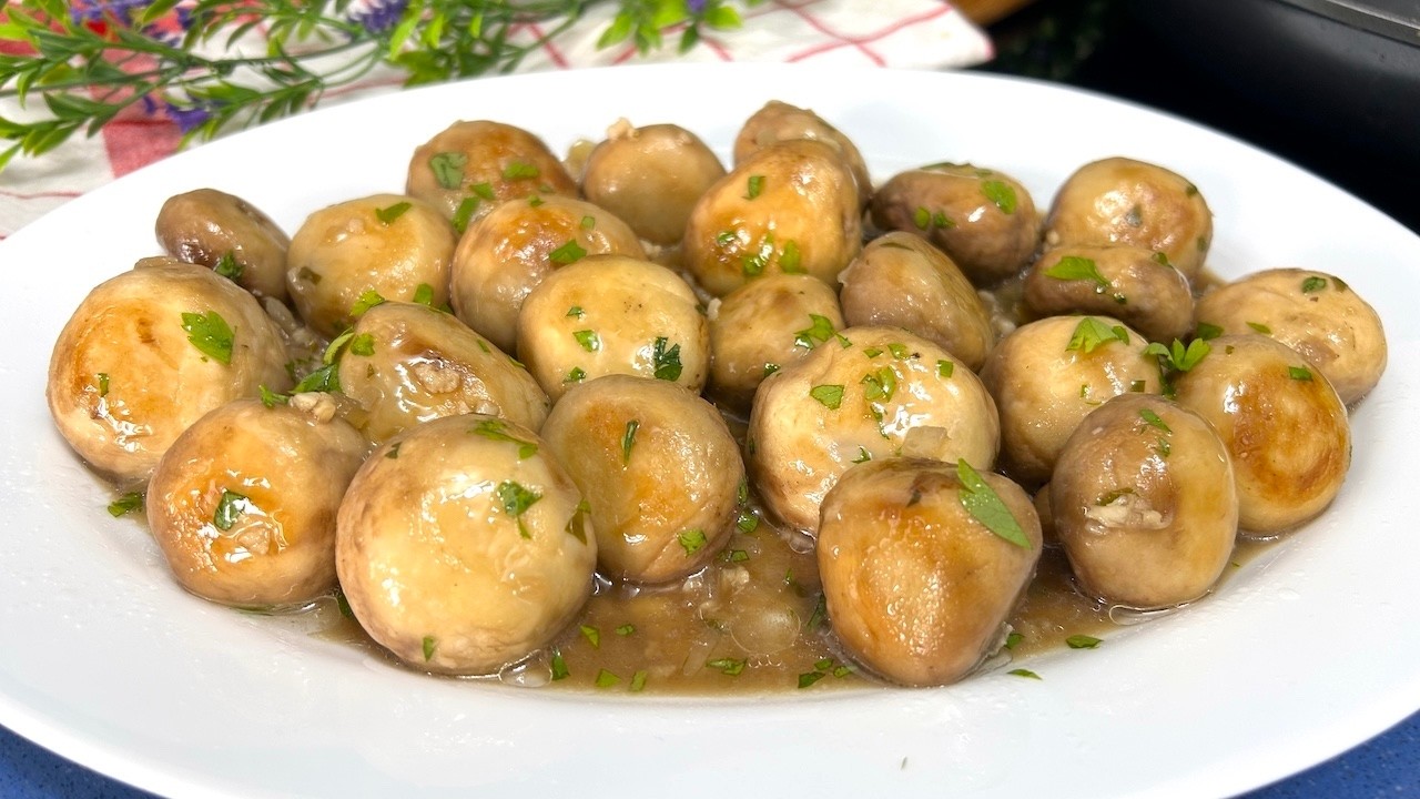 CHAMPI&Ntilde;ONES AL AJILLO 🌟 Un aperitivo muy JUGOSO