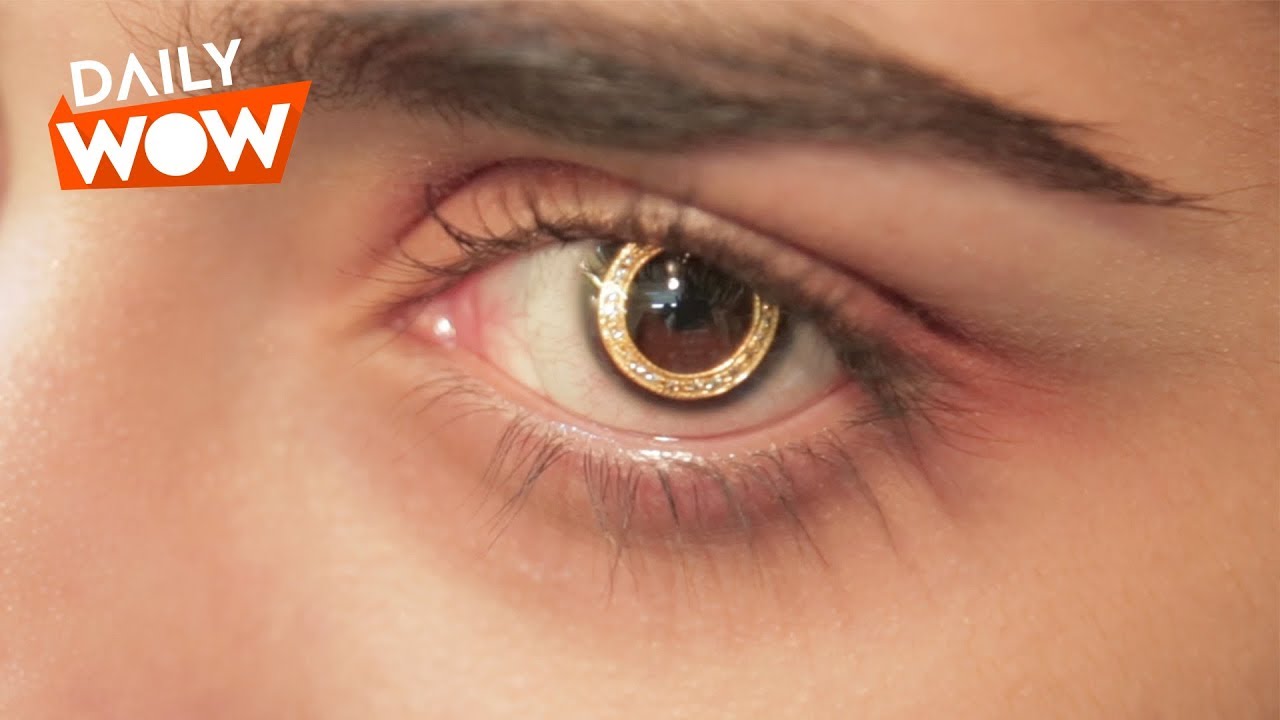 Make your eyes sparkle: Golden contact lenses