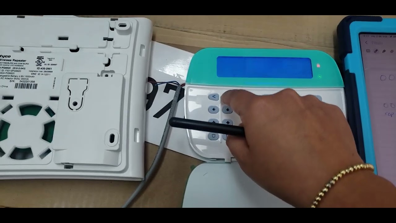 Power Series Neo, eliminar repetidor PG9920 con teclado de iconos.