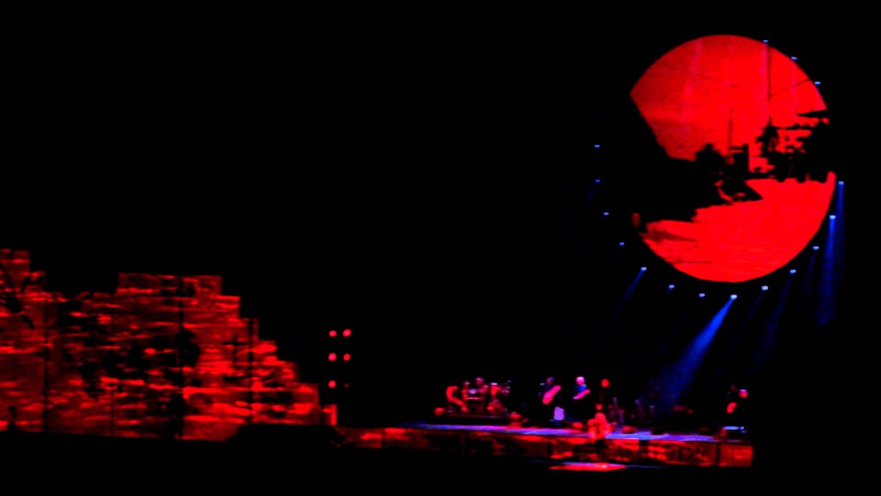 03/28 - Another Brick In The Wall Part 1 - Roger Waters The Wall Live Mexico 2012 Abril 27 1080p