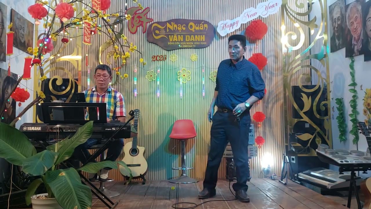 Chiếc lá thu phai. Tb: Thanh Tuấn
