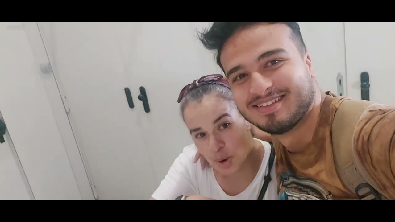 أخيرا أخي صغير تحقق لي الحلم ديالو وجا عدنا