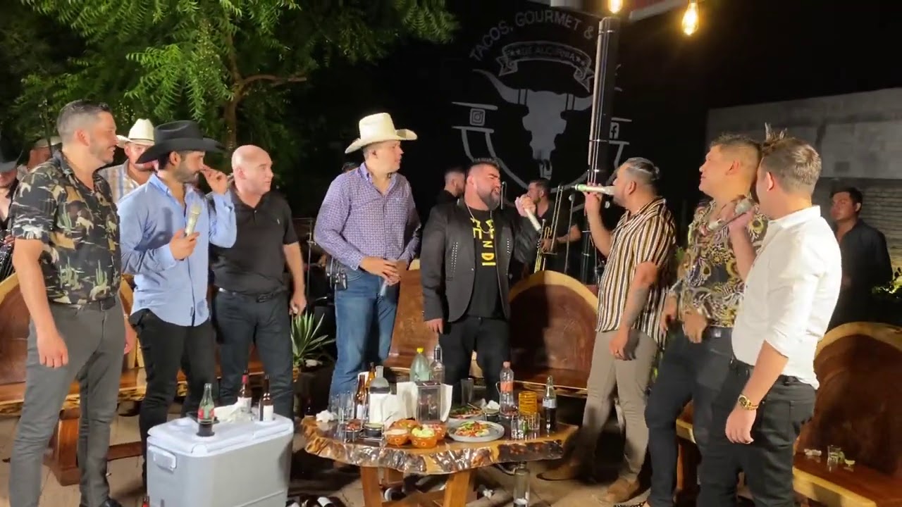 El Pavido Navido y El Toro Viejo - El Flaco, El Mimoso, Carlos Sarabia, El Penco, Rafa Becerra
