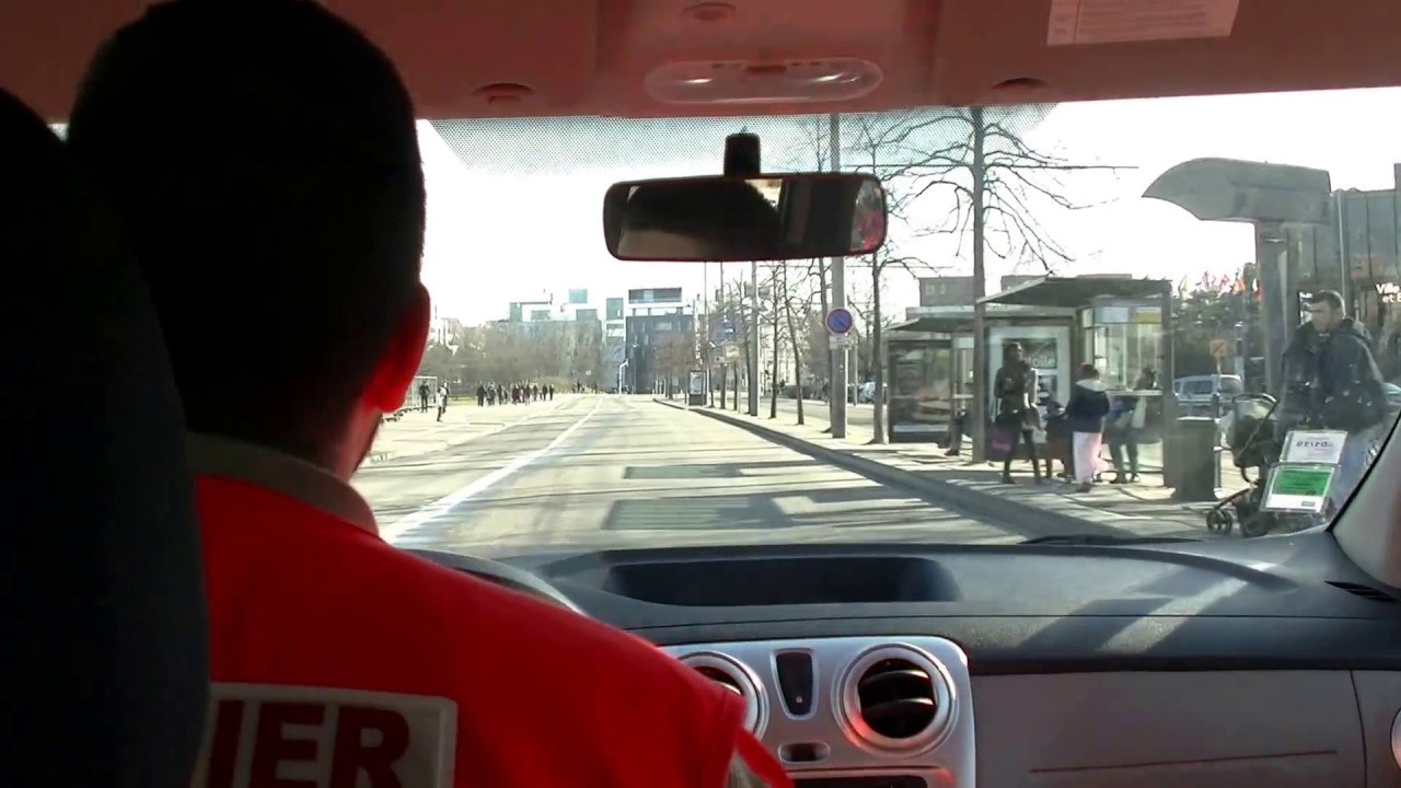 Intervention d'urgence des secouristes de la CRF 67 au Carnaval de Strasbourg 2017