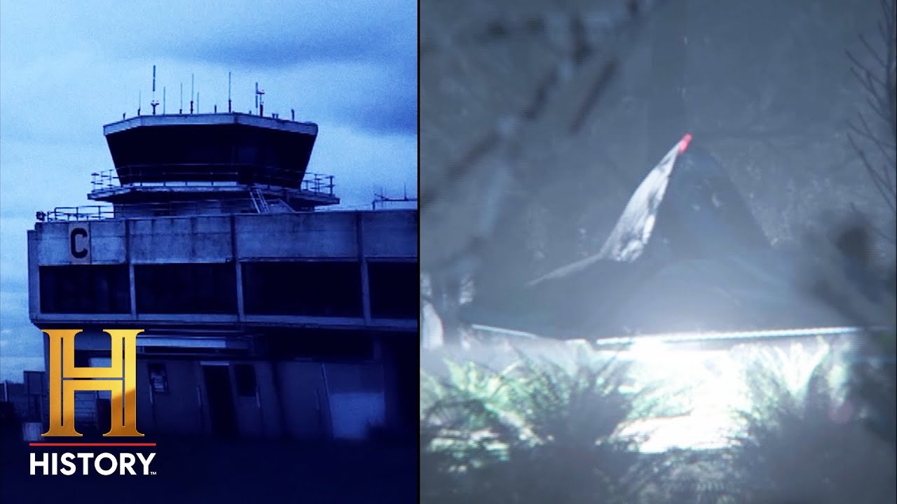 TIME TRAVELING UFOS - &ldquo;They Were Us from the Future&rdquo; | Ancient Aliens | #Shorts | History