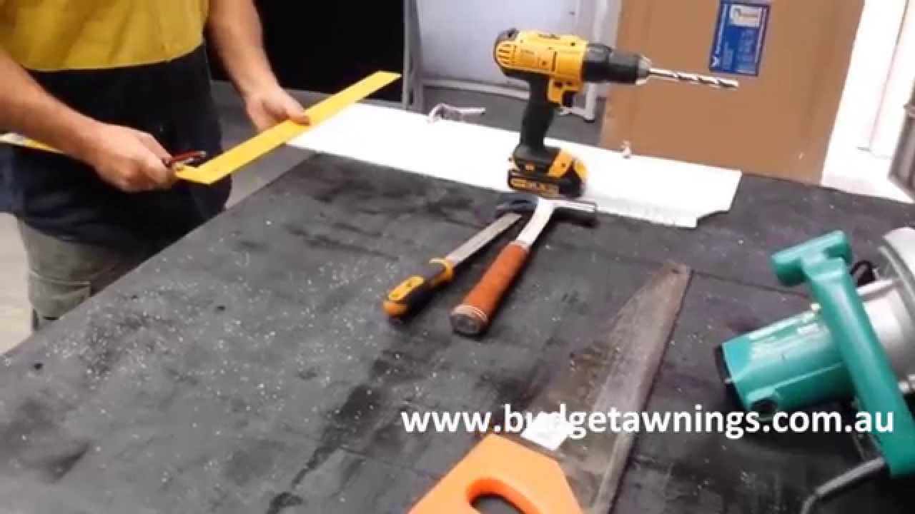 How to cut thin Polycarbonate, Perspex and plastic sheet? Budget Awnings Sydney