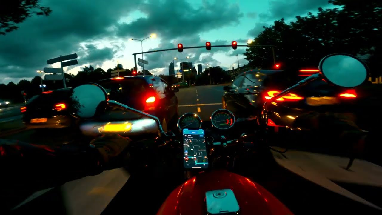 Kawasaki ER-5 Early morning motorcycle ride to Rotterdam