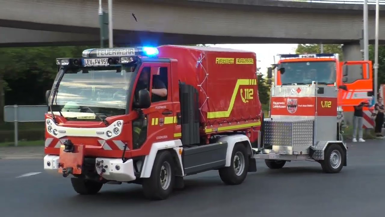 (Brand einer Großbäckerei) Seltene Einsatzfahrten in Leverkusen