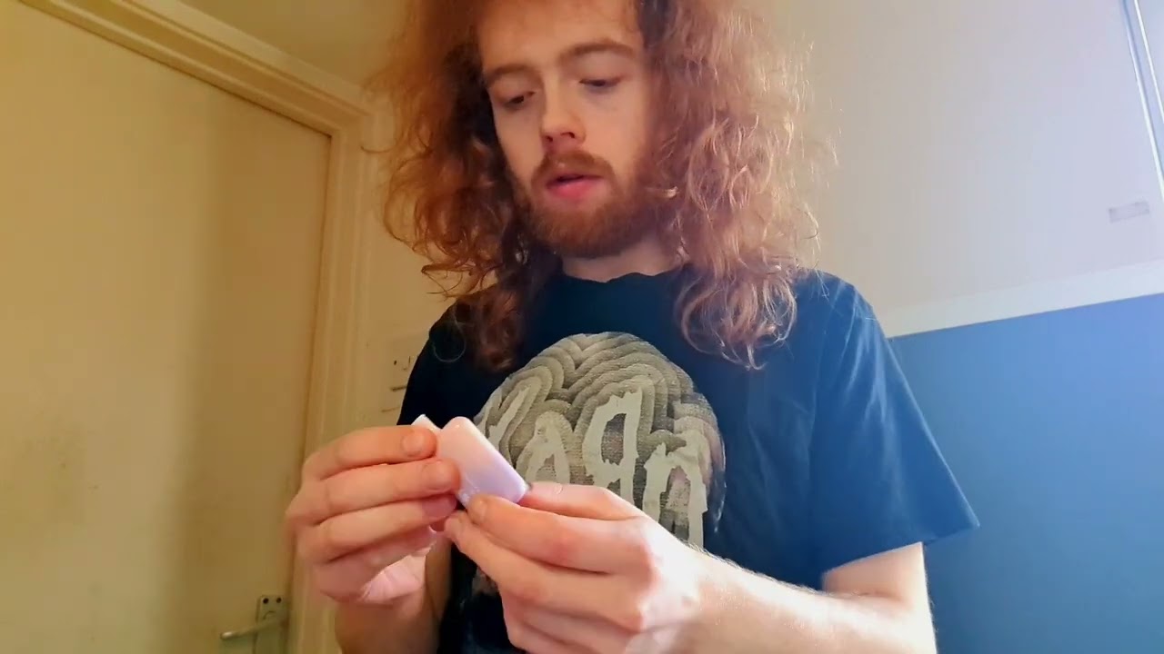 Lost Mary Sakura Grape Disposable Vape Review