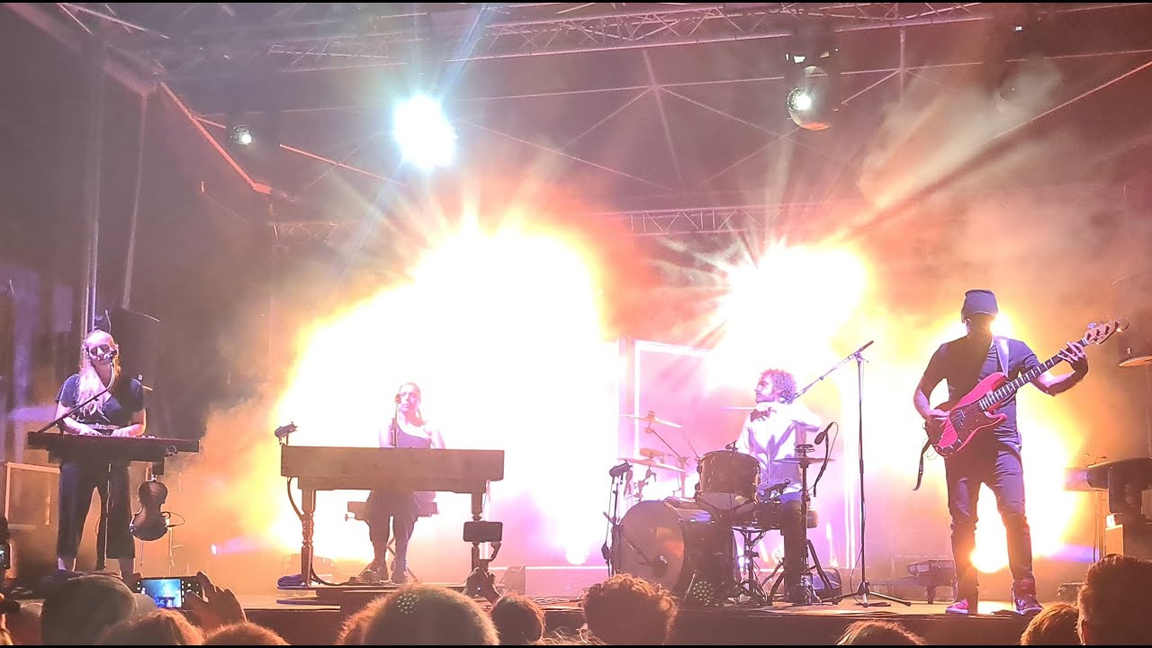 Cats On Trees - Sirens Call en Concert. Les Heures Vagabondes 2022 à Chatellerault.