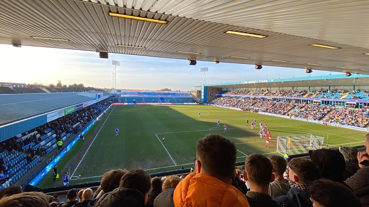 We Won A Game!! | Gillingham 1 Morecambe 0