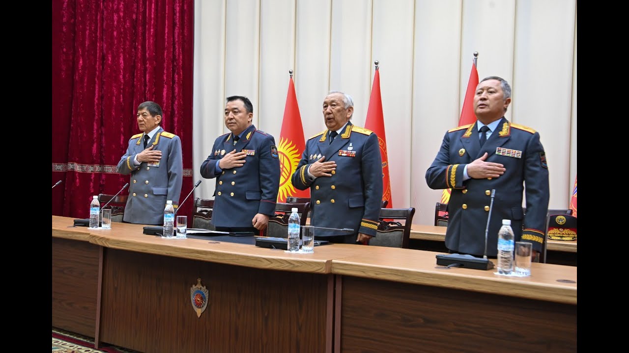 Генералы кыргызской милиции встретились с личным составом ГУОБДД и ПСН МВД КР