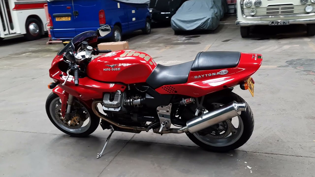 LOT 92 - 1997 MOTO GUZZI 1,000CC DAYTONA RS