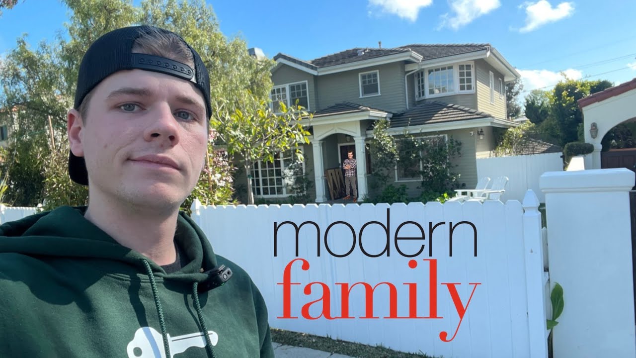Visiting the Modern Family Houses
