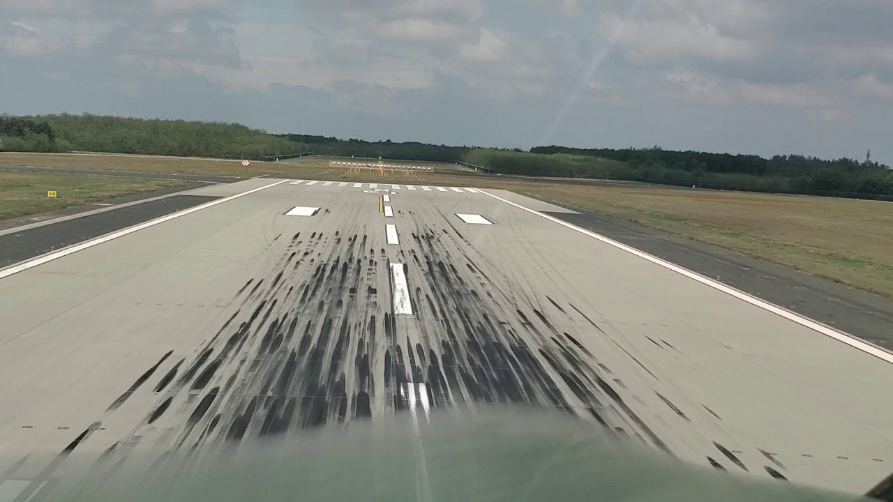 #An 124 Landing Budapest, Hungary