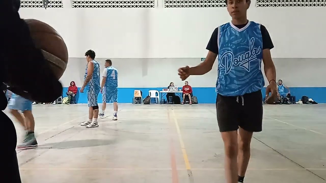 Douglas 41 vs. Scorer's 32