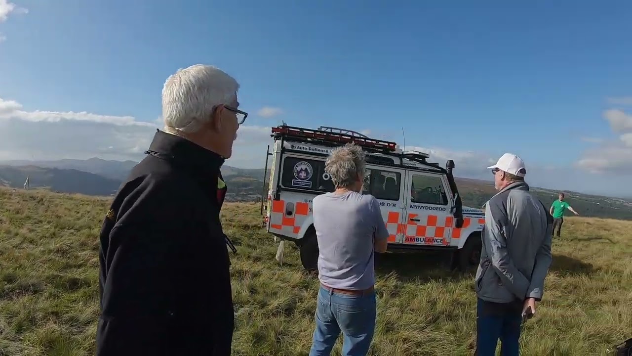 Llangollen Paragliding - Helicopter Rescue