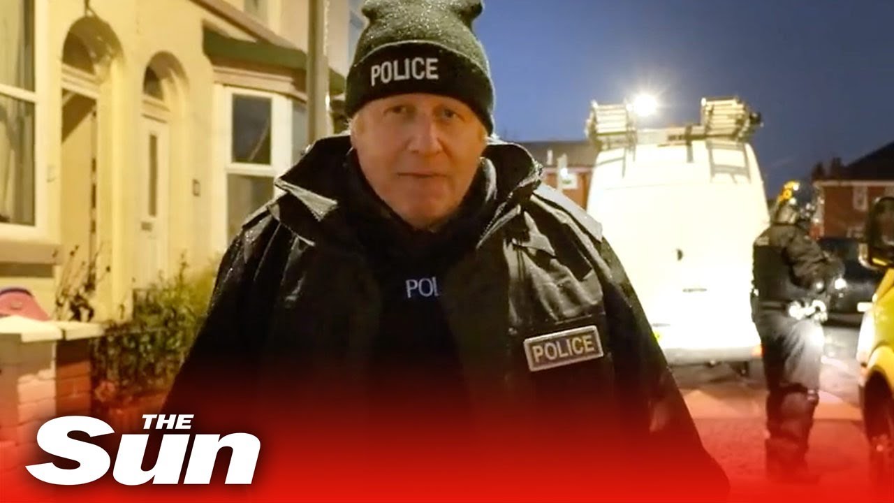 Boris Johnson joins police on drug raid as PM pledges 'crack down'