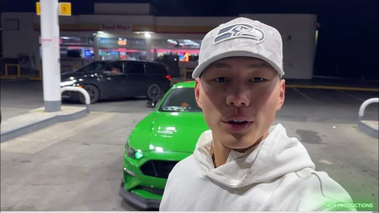 Night Carmeet with the Boys