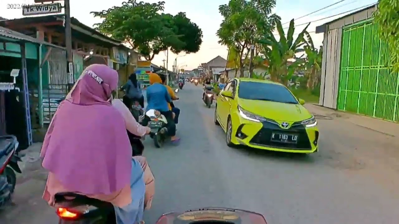KONDISI dan SITUASI ngabuburit di DESA KERTASARI SURADADI