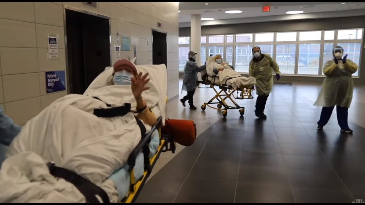 Hospital celebrates 100-year-old woman and her sister discharged after battle with COVID-19